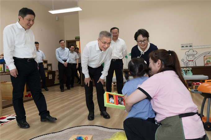 一以贯之推进民心工程、办好民生实事，朱忠明调研“十五五”民生工作推进情况
